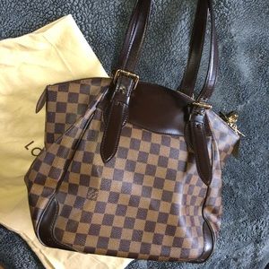 Authentic Louis Vuitton classic monogram handle bag